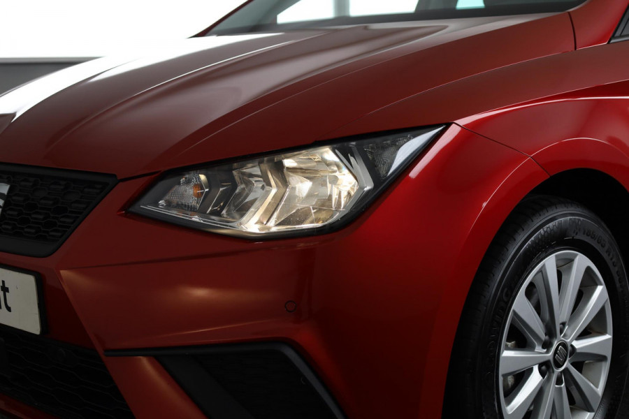 Seat Ibiza 1.0 TSI Style Business Intense 95 pk | Navigatie | Parkeersensoren | Achteruitrijcamera | Cruise control | Apple Carplay/Android Auto |