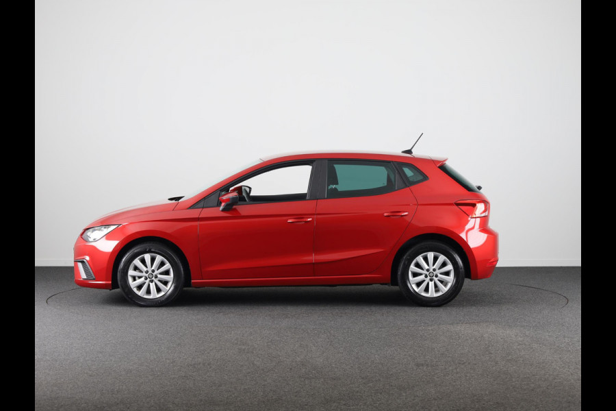 Seat Ibiza 1.0 TSI Style Business Intense 95 pk | Navigatie | Parkeersensoren | Achteruitrijcamera | Cruise control | Apple Carplay/Android Auto |