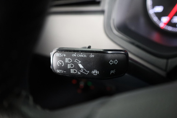 Seat Ibiza 1.0 TSI Style Business Intense 95 pk | Navigatie | Parkeersensoren | Achteruitrijcamera | Cruise control | Apple Carplay/Android Auto |