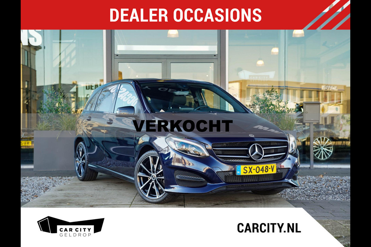 Mercedes-Benz B-Klasse 180 Ambition / Night / Stoelverwarming / 18" / LED / Sensoren / Navi / Cruise control