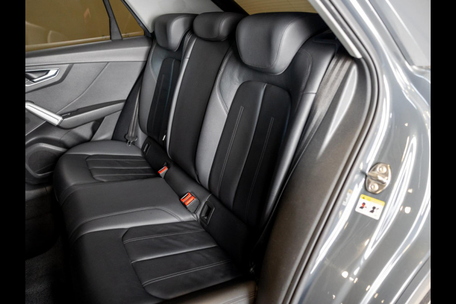 Audi Q2 1.4 TFSI CoD S-Line / 150pk / Stoelverwarming / Leder /