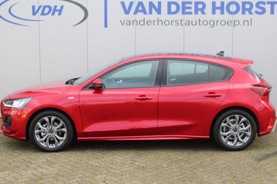 Ford Focus 1.0-125pk EcoBoost Mild-Hybrid ST-Line. Chique en erg luxe Ford Focus, fabr. gar. t/m 9 febr. 2027 ! Volautm. airco, navigatie, telefoonvoorb., All Season banden, B&O soundsyst., elektr. panodak, stuur-, stoel- en voorraamverw., adapt. cruise cntrl, side- en lane assist., LED  etc.