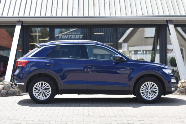 Volkswagen T-Roc 1.0 TSI | VIRTUAL COCKPIT | TREKHAAK | APPLE CARPLAY | ANDROID AUTO | ADAPTIEVE CRUISE CONTROLE | NAP