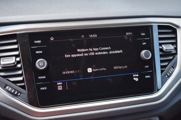 Volkswagen T-Roc 1.0 TSI | VIRTUAL COCKPIT | TREKHAAK | APPLE CARPLAY | ANDROID AUTO | ADAPTIEVE CRUISE CONTROLE | NAP