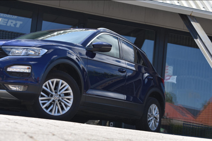 Volkswagen T-Roc 1.0 TSI | VIRTUAL COCKPIT | TREKHAAK | APPLE CARPLAY | ANDROID AUTO | ADAPTIEVE CRUISE CONTROLE | NAP
