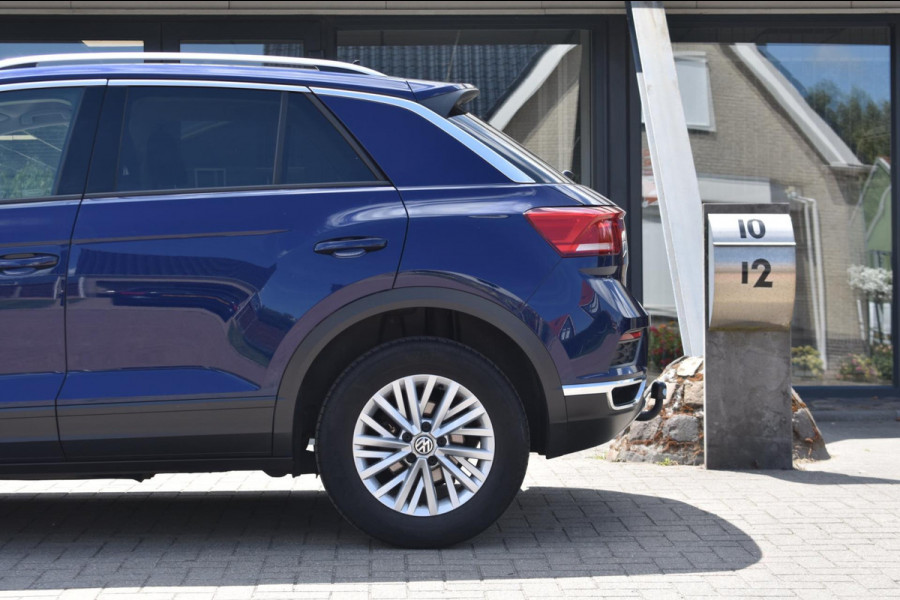 Volkswagen T-Roc 1.0 TSI | VIRTUAL COCKPIT | TREKHAAK | APPLE CARPLAY | ANDROID AUTO | ADAPTIEVE CRUISE CONTROLE | NAP