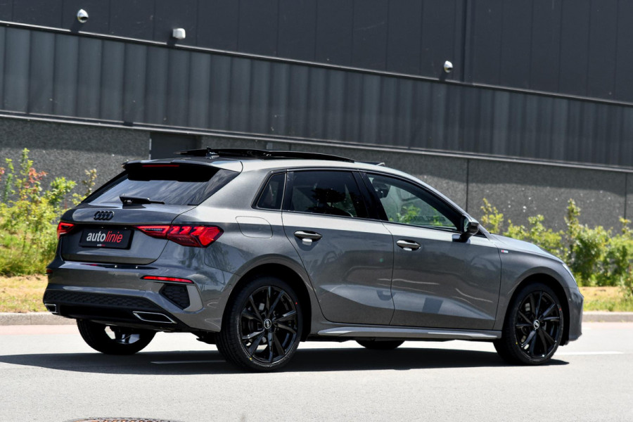 Audi A3 Sportback 40 TFSI e S-Line. Pano, ACC, Leder, Keyless, Matrix, Sfeer, CarPlay!