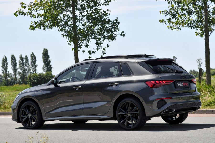 Audi A3 Sportback 40 TFSI e S-Line. Pano, ACC, Leder, Keyless, Matrix, Sfeer, CarPlay!