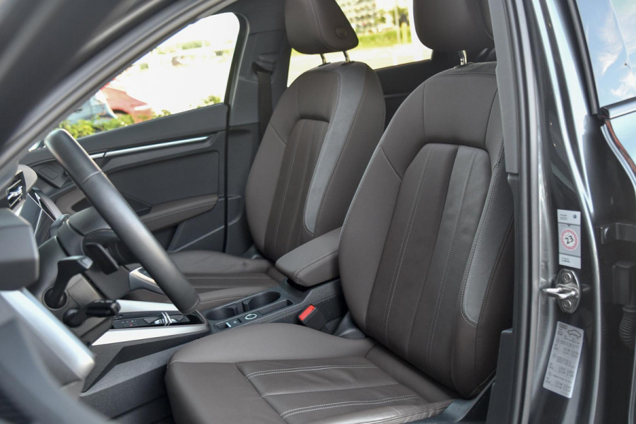 Audi A3 Sportback 40 TFSI e S-Line. Pano, ACC, Leder, Keyless, Matrix, Sfeer, CarPlay!