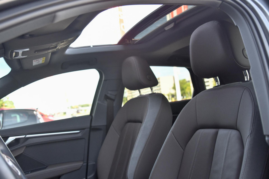 Audi A3 Sportback 40 TFSI e S-Line. Pano, ACC, Leder, Keyless, Matrix, Sfeer, CarPlay!