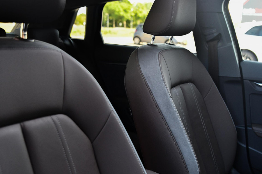 Audi A3 Sportback 40 TFSI e S-Line. Pano, ACC, Leder, Keyless, Matrix, Sfeer, CarPlay!