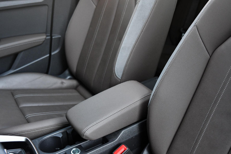 Audi A3 Sportback 40 TFSI e S-Line. Pano, ACC, Leder, Keyless, Matrix, Sfeer, CarPlay!