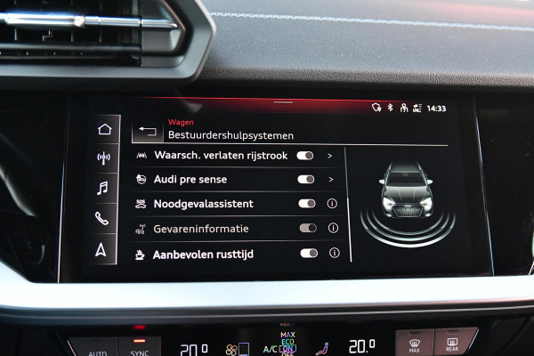 Audi A3 Sportback 40 TFSI e S-Line. Pano, ACC, Leder, Keyless, Matrix, Sfeer, CarPlay!
