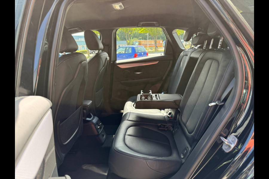 BMW 2 Serie Active Tourer 218i M Sport Executive, Leder, HUD, NAP