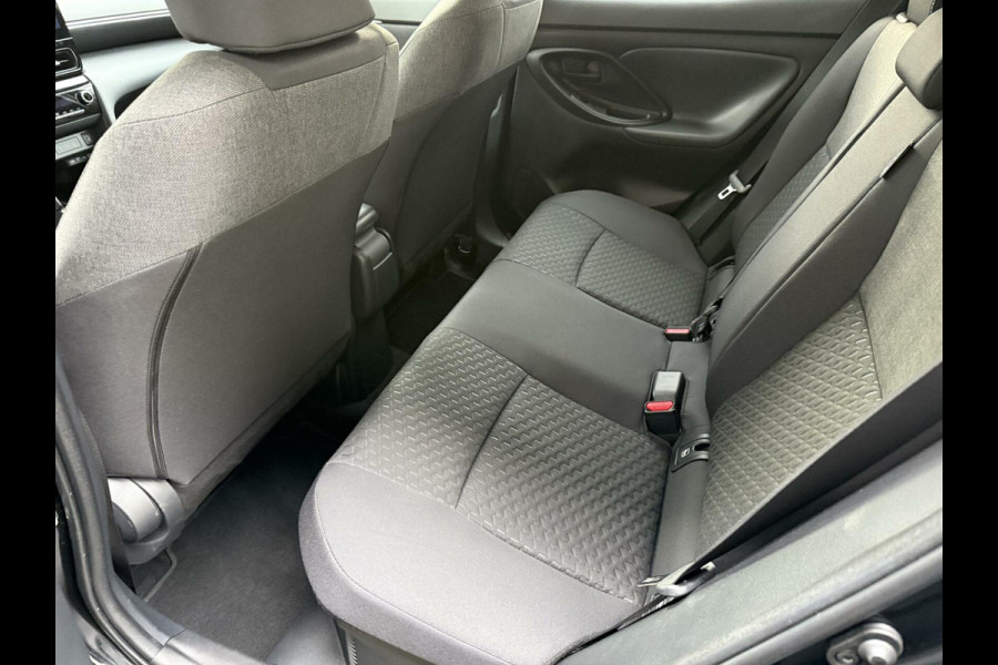 Toyota Yaris Cross 1.5 Hybrid 115 Business Plus