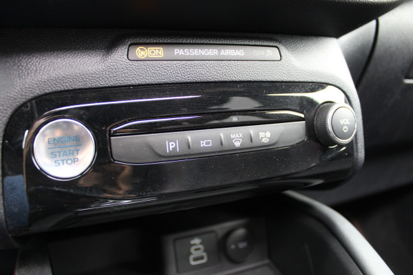 Ford Kuga 2.5 PHEV ST-Line X | Facelift | Panoramadak | Head-up | BLIS | Winterpack | Trekhaak | B&O | AGR