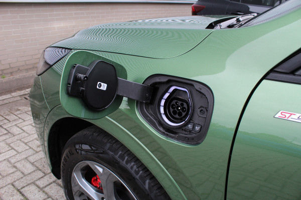 Ford Kuga 2.5 PHEV ST-Line X | Facelift | Panoramadak | Head-up | BLIS | Winterpack | Trekhaak | B&O | AGR