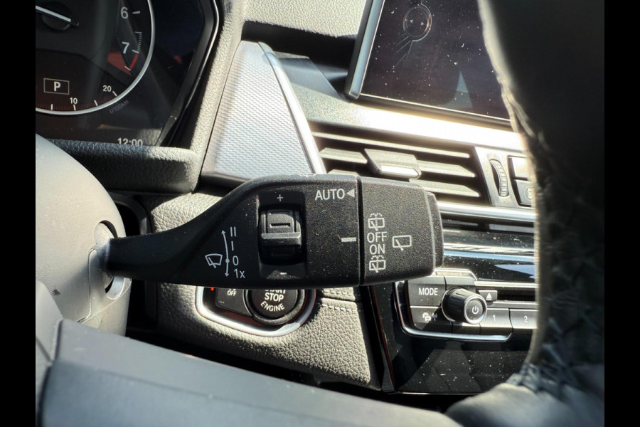 BMW 2 Serie Active Tourer 218i M Sport Executive, Leder, HUD, NAP