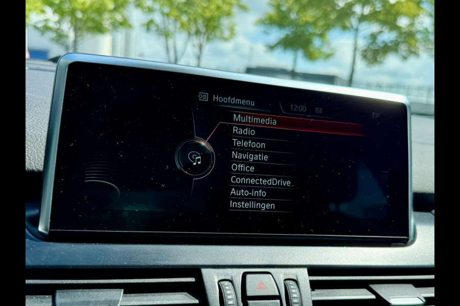 BMW 2 Serie Active Tourer 218i M Sport Executive, Leder, HUD, NAP