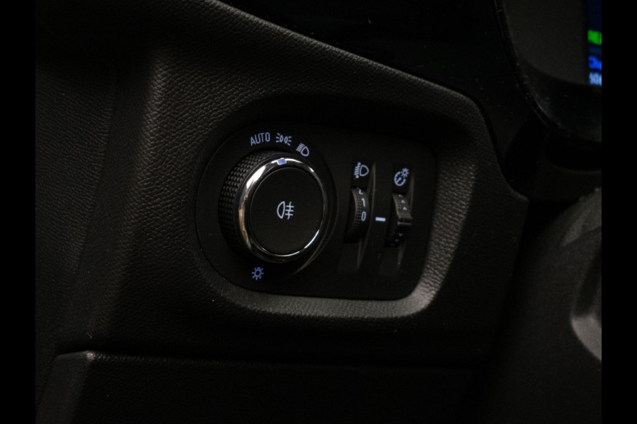 Opel CORSA-E Edition 50 kWh Sport (APPLE CARPLAY,NAVI,LED,LEDER,BLACKPACK,PDC,NETTE STAAT)