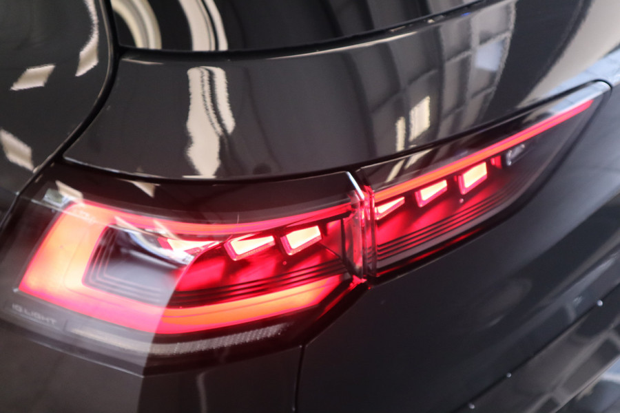 Volkswagen Golf 1.5 eTSI R-Line Edition ! Nieuw Type ! Panoramadak Full-led Navigatie Adaptive-Cruise