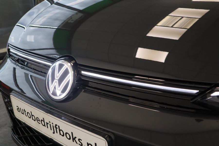 Volkswagen Golf 1.5 eTSI R-Line Edition ! Nieuw Type ! Panoramadak Full-led Navigatie Adaptive-Cruise