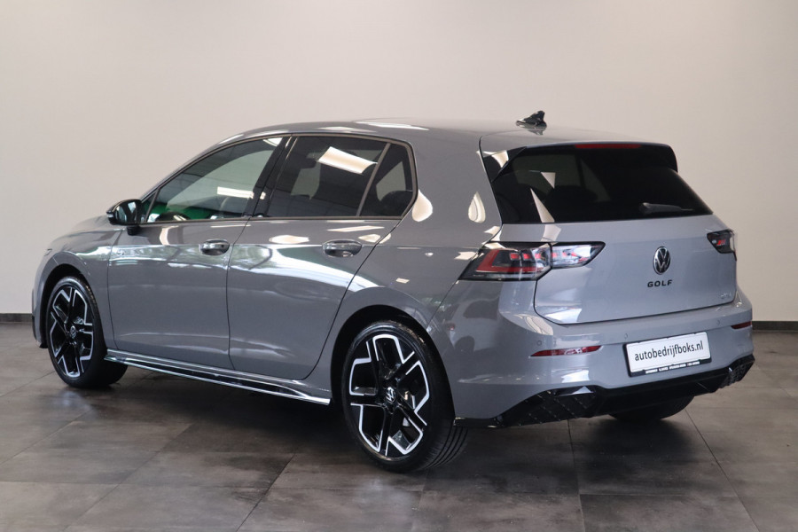 Volkswagen Golf 1.5 eTSI R-Line Edition ! Nieuw Type ! Panoramadak IQ-light Navigatie