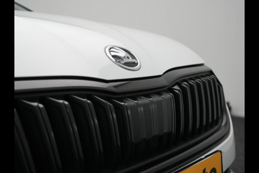 Škoda Octavia Combi 1.4 TSI iV Plug In Hybrid Sportline Business PHEV | Head-Up | Sportstoelen Memory & Verwarmd | Canton Audio | 19"L.M | Virtual | Keyless | Apple Carplay | Parkassist | Sfeerverlichting |