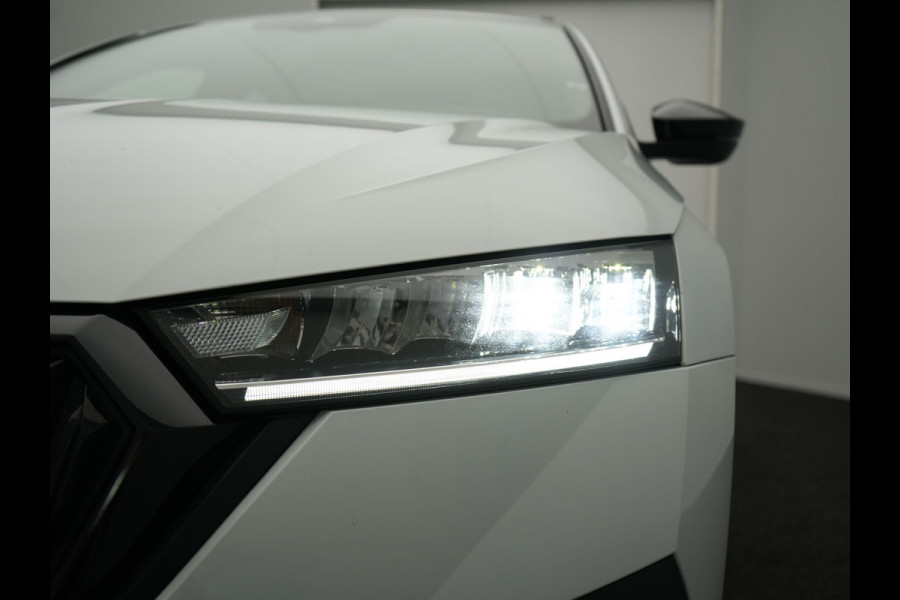 Škoda Octavia Combi 1.4 TSI iV Plug In Hybrid Sportline Business PHEV | Head-Up | Sportstoelen Memory & Verwarmd | Canton Audio | 19"L.M | Virtual | Keyless | Apple Carplay | Parkassist | Sfeerverlichting |
