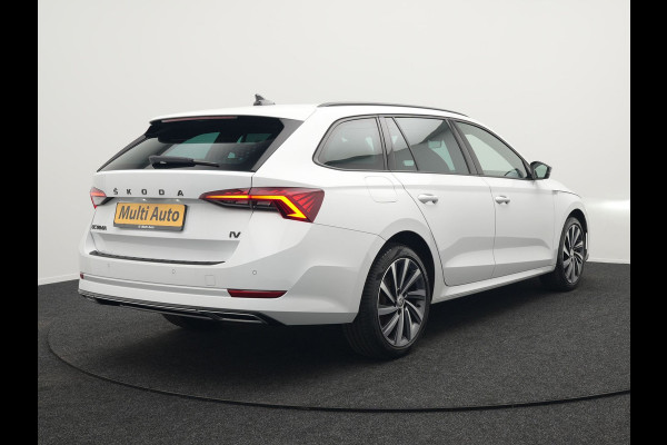 Škoda Octavia Combi 1.4 TSI iV Plug In Hybrid Sportline Business PHEV | Head-Up | Sportstoelen Memory & Verwarmd | Canton Audio | 19"L.M | Virtual | Keyless | Apple Carplay | Parkassist | Sfeerverlichting |