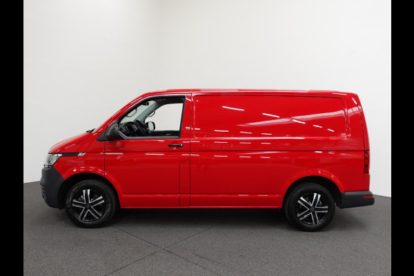 Volkswagen Transporter 2.0 TDI 150pk DSG Automaat SPORT Trekhaak Apple Carplay/ Android Auto Cruise control Airco Sidebars Parkeersensoren