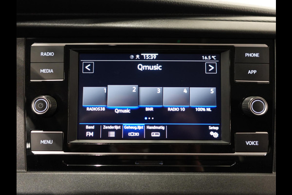 Volkswagen Transporter 2.0 TDI 150pk DSG Automaat SPORT Trekhaak Apple Carplay/ Android Auto Cruise control Airco Sidebars Parkeersensoren