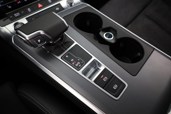 Audi A6 Avant 50 TFSI e quattro Advanced edition 299 pk S-tronic | Alarm MI50 + Auto volgsysteem | Navigatie | Panoramadak | Trekhaak | Matrix LED koplampen | Lichtmetalen velgen 21" | Verlengde garantie |