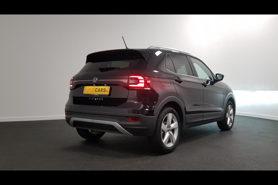 Volkswagen T-Cross 1.0 TSI 110pk DSG Style Navigatie Climate Control Dab Stoelverwarming Led Parkeer sensoren Extra Getint Glas