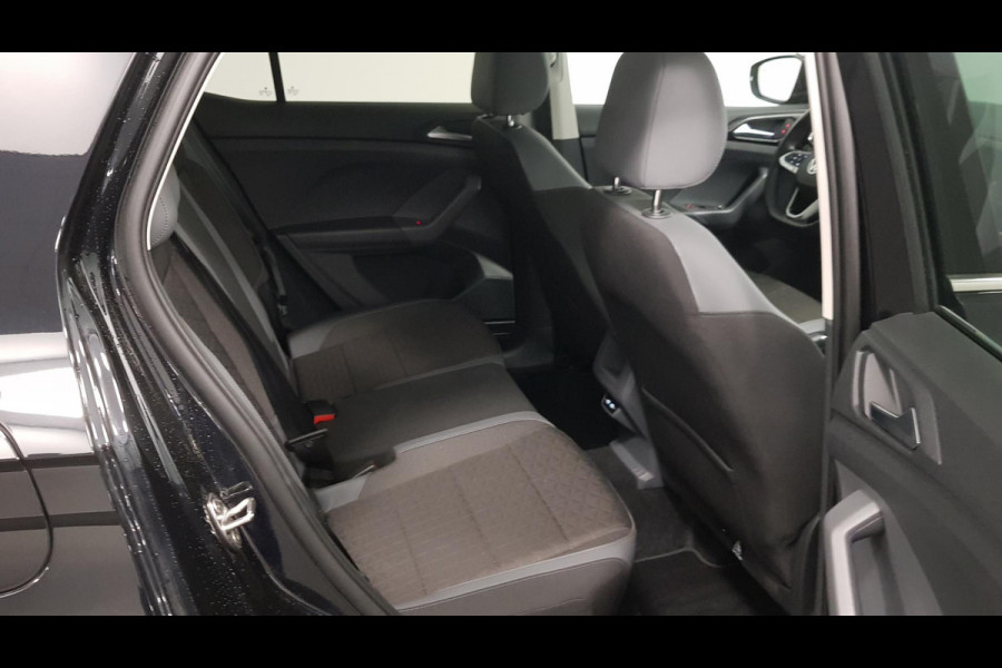 Volkswagen T-Cross 1.0 TSI 110pk DSG Style Navigatie Climate Control Dab Stoelverwarming Led Parkeer sensoren Extra Getint Glas