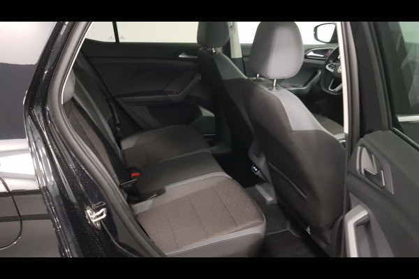 Volkswagen T-Cross 1.0 TSI 110pk DSG Style Navigatie Climate Control Dab Stoelverwarming Led Parkeer sensoren Extra Getint Glas