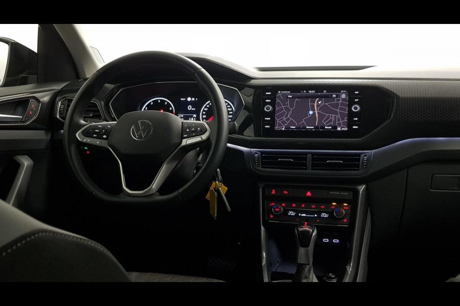Volkswagen T-Cross 1.0 TSI 110pk DSG Style Navigatie Climate Control Dab Stoelverwarming Led Parkeer sensoren Extra Getint Glas