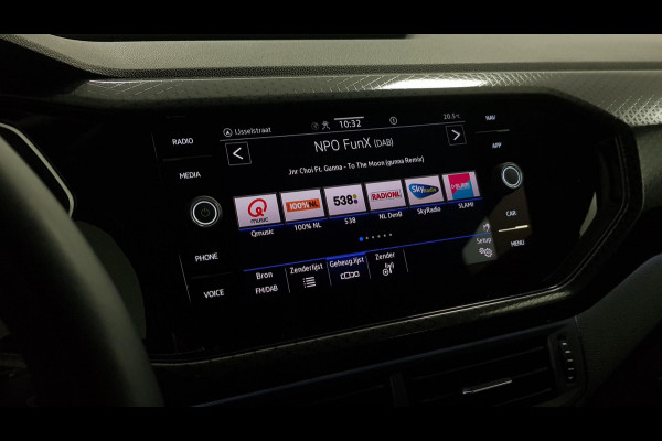 Volkswagen T-Cross 1.0 TSI 110pk DSG Style Navigatie Climate Control Dab Stoelverwarming Led Parkeer sensoren Extra Getint Glas