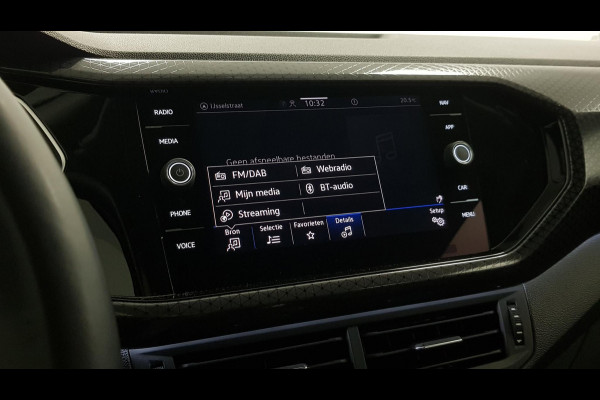 Volkswagen T-Cross 1.0 TSI 110pk DSG Style Navigatie Climate Control Dab Stoelverwarming Led Parkeer sensoren Extra Getint Glas