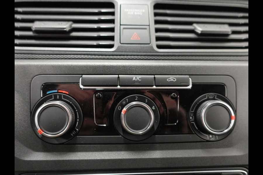 Volkswagen Caddy DSG Automaat L2H1 Maxi Exclusive Edition Xenon Navigatie Trekhaak Parkeersensoren Leder Cruise control Airco euro6