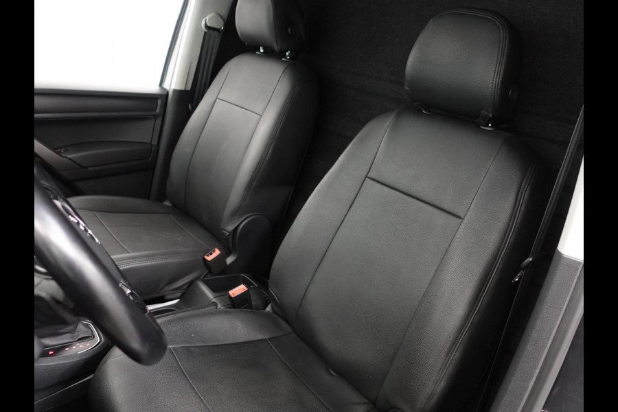 Volkswagen Caddy DSG Automaat L2H1 Maxi Exclusive Edition Xenon Navigatie Trekhaak Parkeersensoren Leder Cruise control Airco euro6