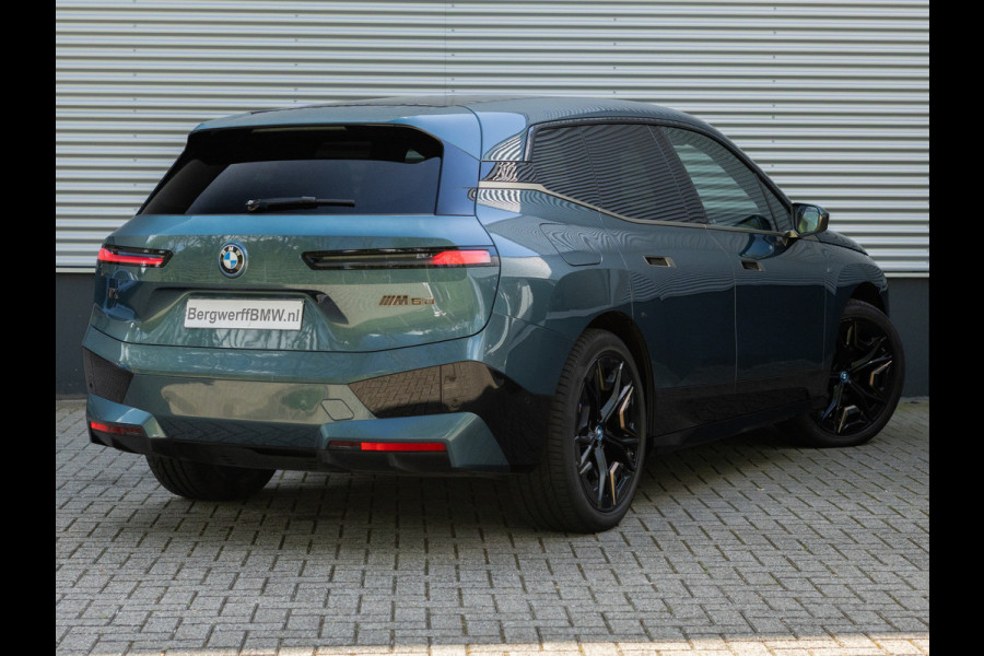 BMW iX M60 - Pano - Bowers & Wilkins - Trekhaak - Stoelventilatie