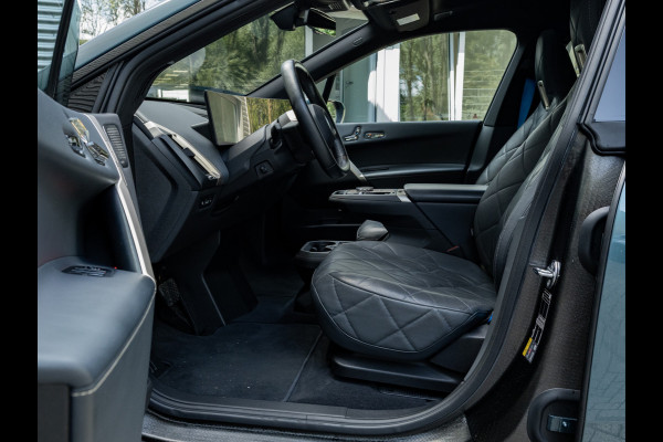BMW iX M60 - Pano - Bowers & Wilkins - Trekhaak - Stoelventilatie