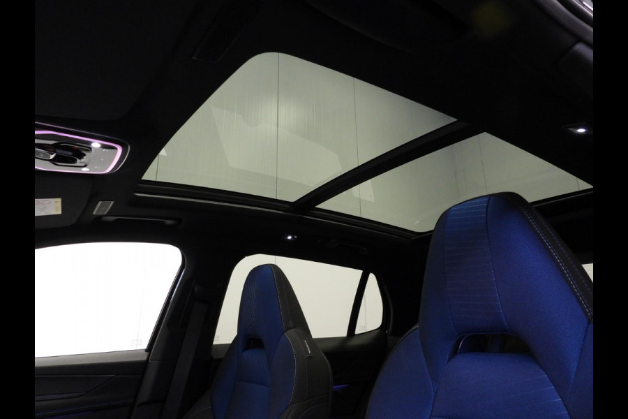 Lynk & Co 01 1.5 PHEV BlackLine ZWARTE HEMEL/360CAM/SCHUIFDAK/LED/20"LMV!