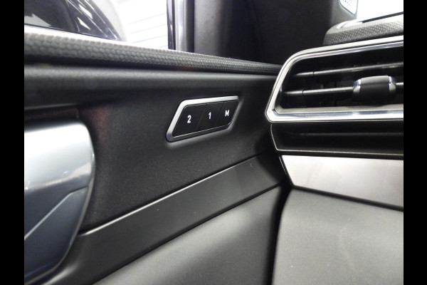 Lynk & Co 01 1.5 PHEV BlackLine ZWARTE HEMEL/360CAM/SCHUIFDAK/LED/20"LMV!
