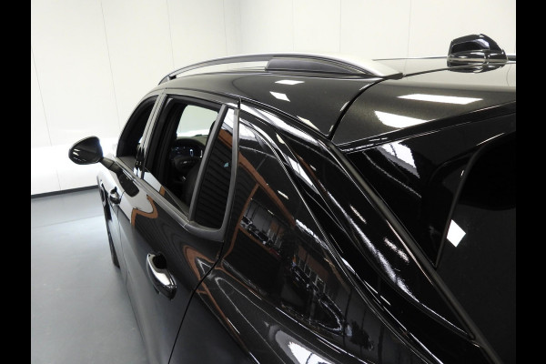 Lynk & Co 01 1.5 PHEV BlackLine ZWARTE HEMEL/360CAM/SCHUIFDAK/LED/20"LMV!