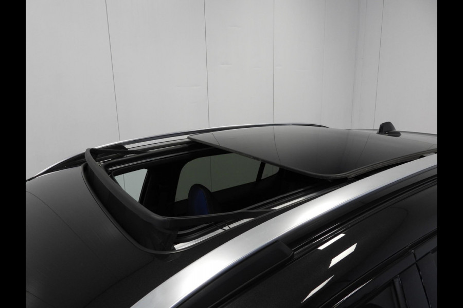 Lynk & Co 01 1.5 PHEV BlackLine ZWARTE HEMEL/360CAM/SCHUIFDAK/LED/20"LMV!