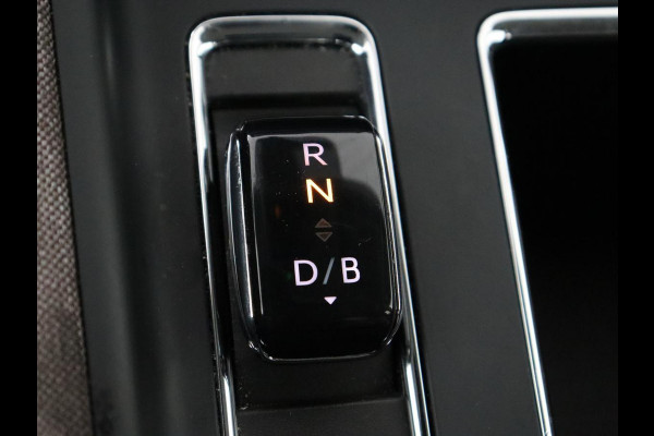 Škoda ENYAQ iV 60 | Stoel & stuurverwarming | Carplay | Keyless | Navigatie | Camera | Cruise control | Full LED | Parkeerhulp | 20'' lichtmetalen velgen