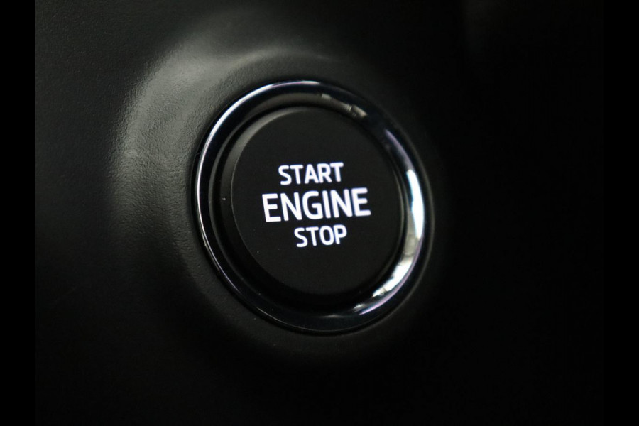 Škoda ENYAQ iV 60 | Stoel & stuurverwarming | Carplay | Keyless | Navigatie | Camera | Cruise control | Full LED | Parkeerhulp | 20'' lichtmetalen velgen