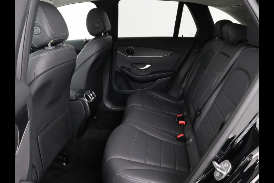 Mercedes-Benz GLC 300e 4Matic | Adaptive cruise | Trekhaak | Carplay | Stoelverwarming | Leder | Massage | Memory | Camera | Navigatie